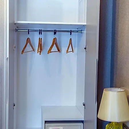 Homelike Hotel 3*